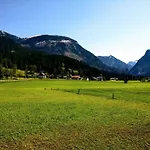 Edelweiss 25 - Dachstein West * Gosau